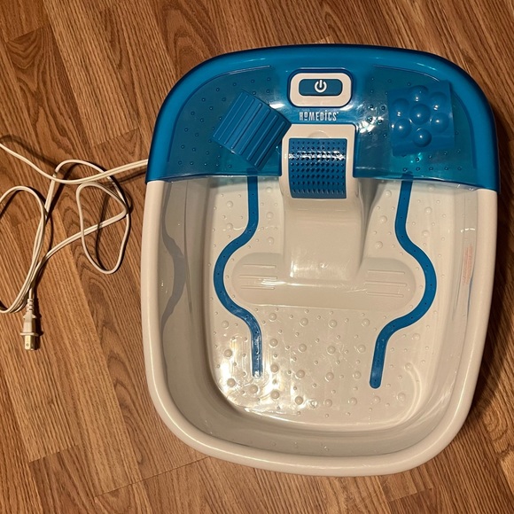 Homedics Bubble Bliss Deluxe Foot Spa with Massaging Bubbles - Picture 3 of 11